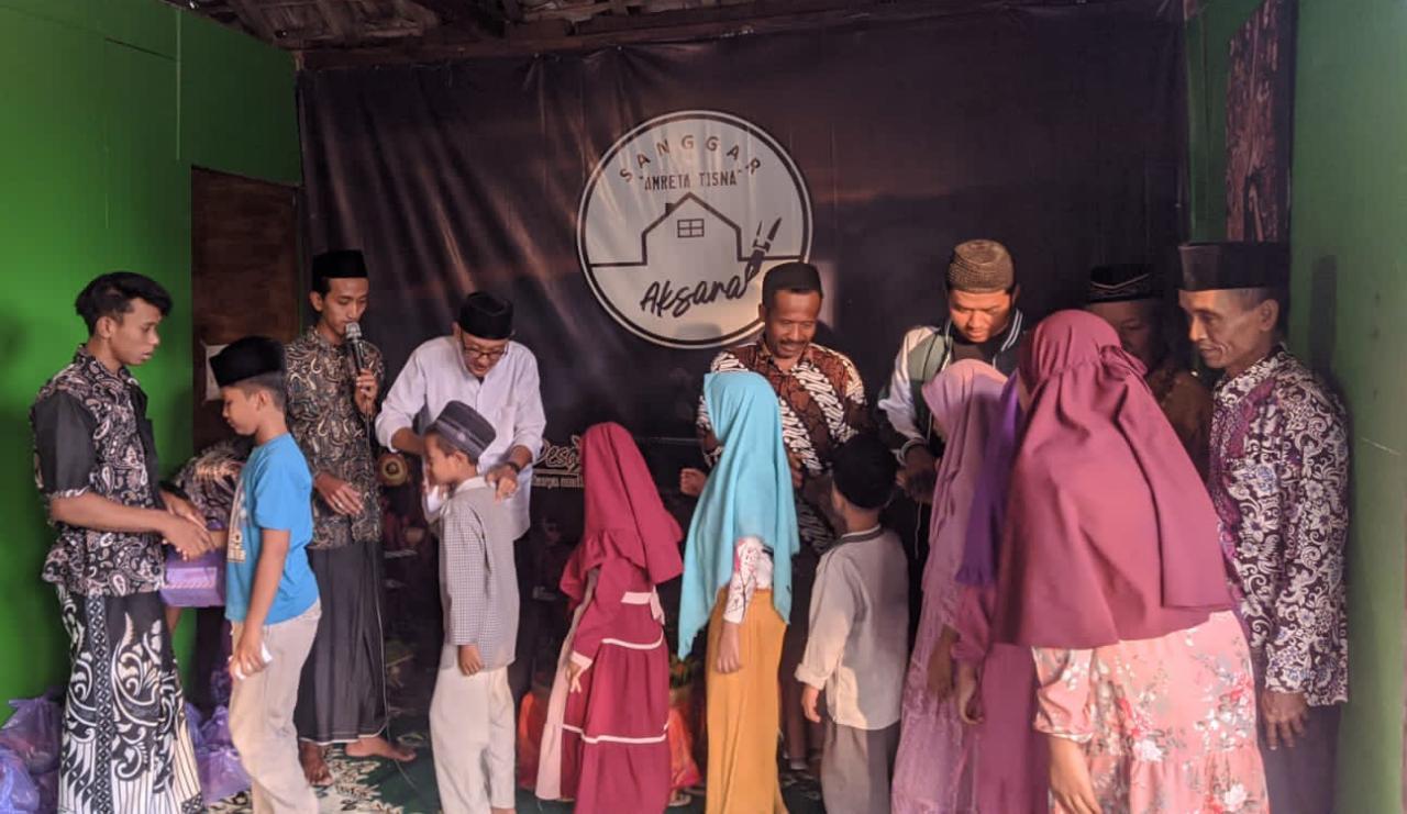 KKN Unugiri santuni anak yatim