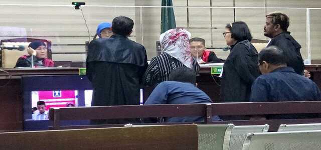 Sidang korupsi dana BOS SMPN 6 Bojonegoro.