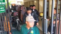 Polemik tambang batu kapur.
