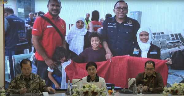 Evakuasi WNI dari Jalur Gaza.