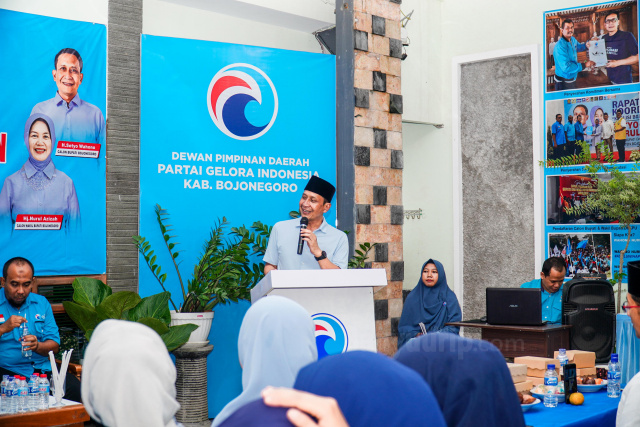 Bacabup Setyo Wahono kala menghadiri Konsolidasi Pemenangan Bacabup dan Bacawabup Bojonegoro periode 2024-2029, DPD Partai Gelora Bojonegoro.