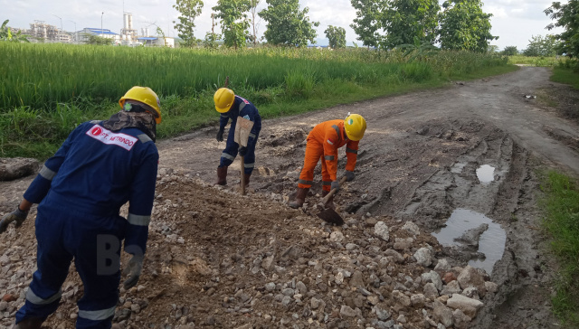 Urug jalan petani hutan.