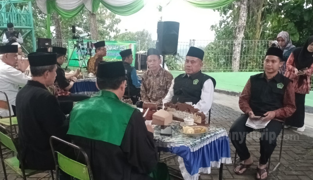 Kemenag pantau hilal.