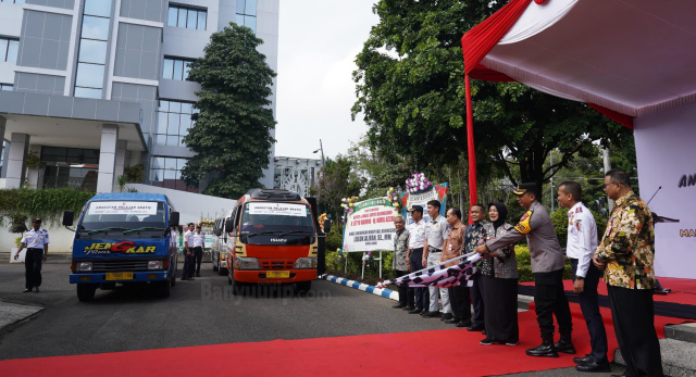 Angkutan gratis pelajar