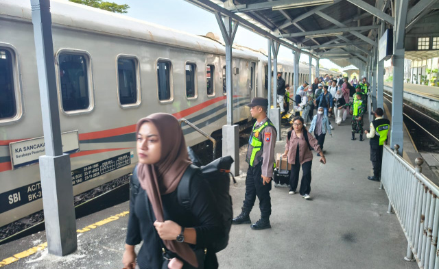 Penumpang kereta api