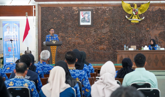 Bupati Setyo Wahono