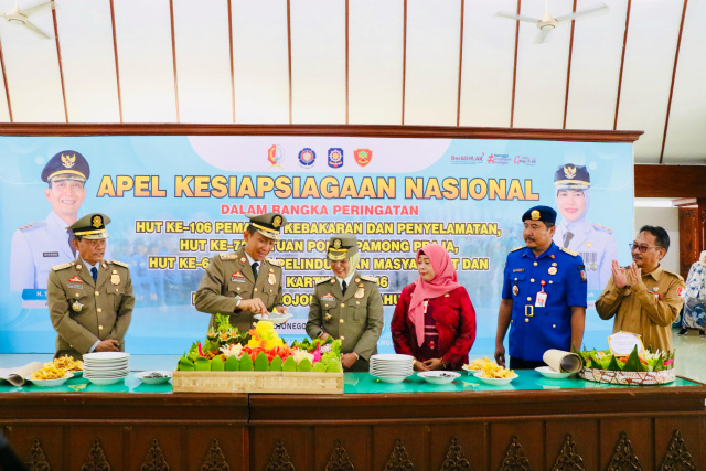 Bupati Wahono dan Wabup Nurul