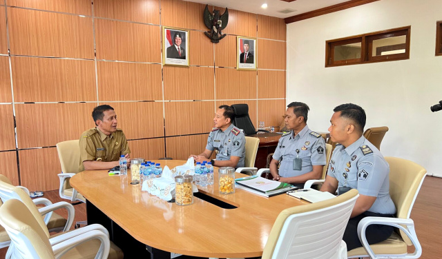 Bupati Setyo Wahono