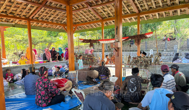 Sedekah bumi Mojodelik