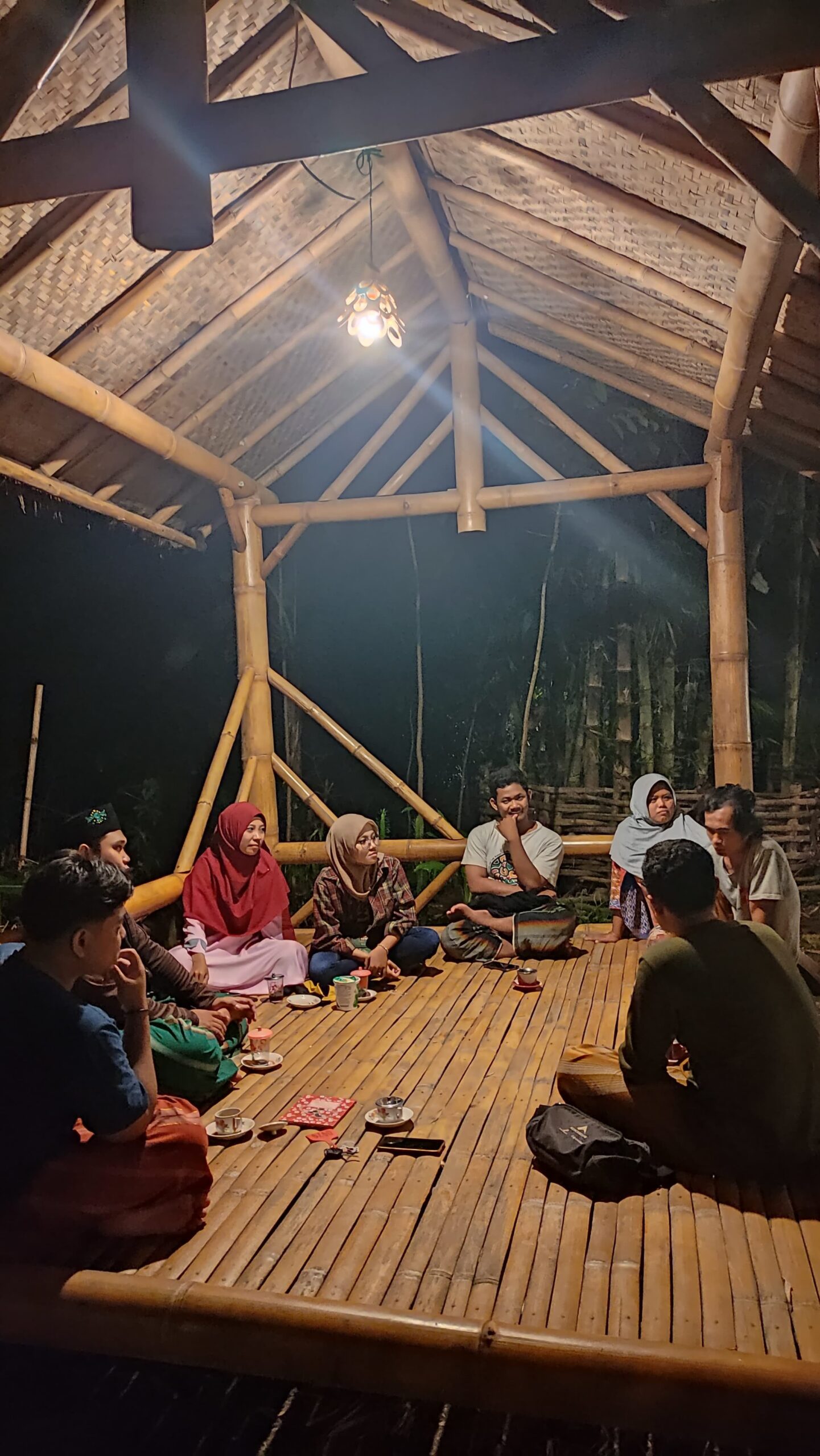Pemuda Mojodelik.