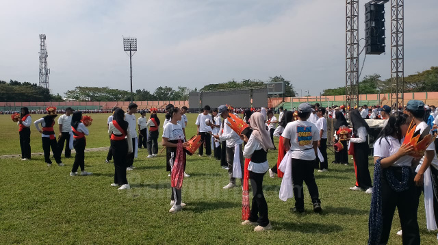 Ribuan penari Tari Api Kayangan Merah Putih.