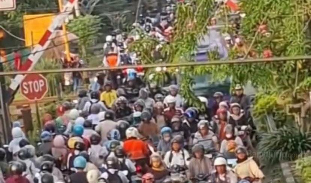 Arus Lalu lintas padat