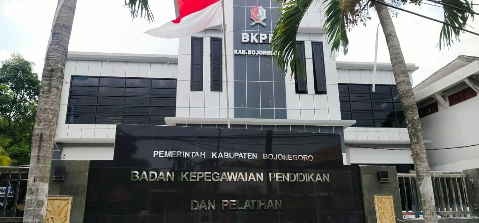 Lelang jabatan kepala dinas.