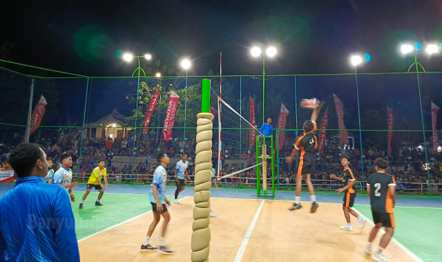 Turnamen voli Piala Camat Ngasem