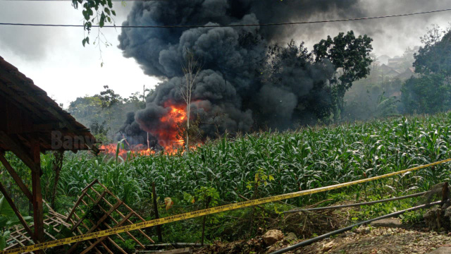Sumur tradisional terbakar