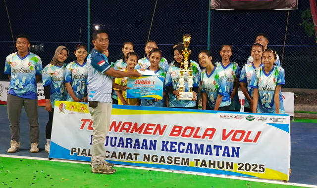 Turnamen voli piala Camat Ngasem