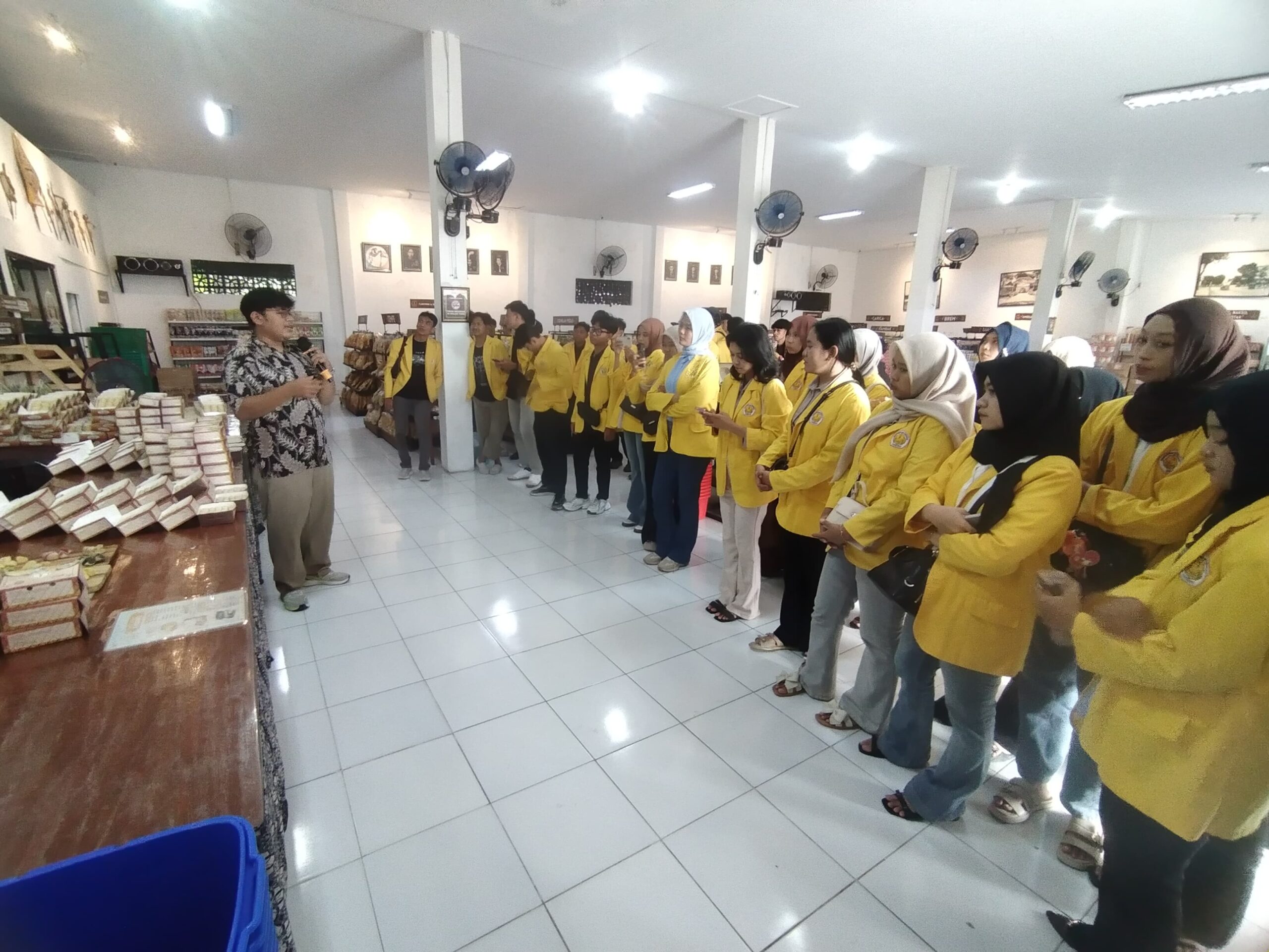 Manajemen ritel unigoro.