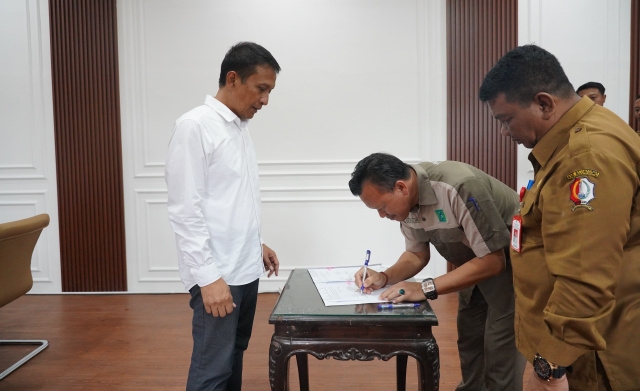Bupati Setyo Wahono