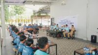 Pelatihan pelatih bulutangkis.