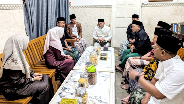 Komisioner KPID Jatim mendatangi Ponpes Lirboyo.