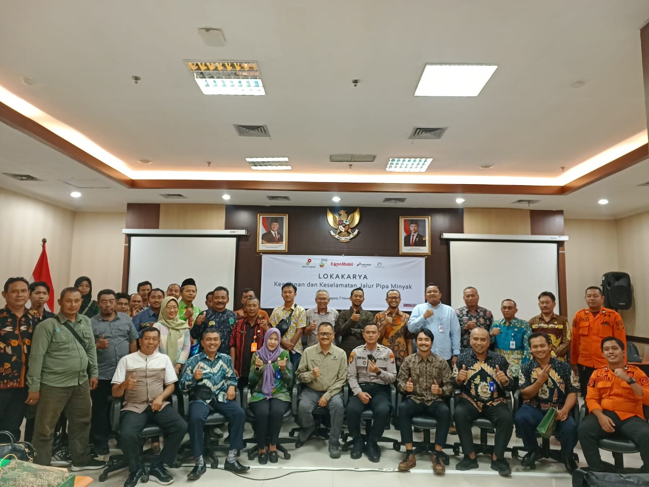 Lokarya keamanan dan keselamatan jalur pipa minyak Banyu Urip.