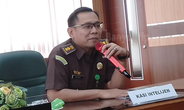 Kasi Intel Kejaksaan Negeri Bojonegoro, Reza Aditya Wardana.