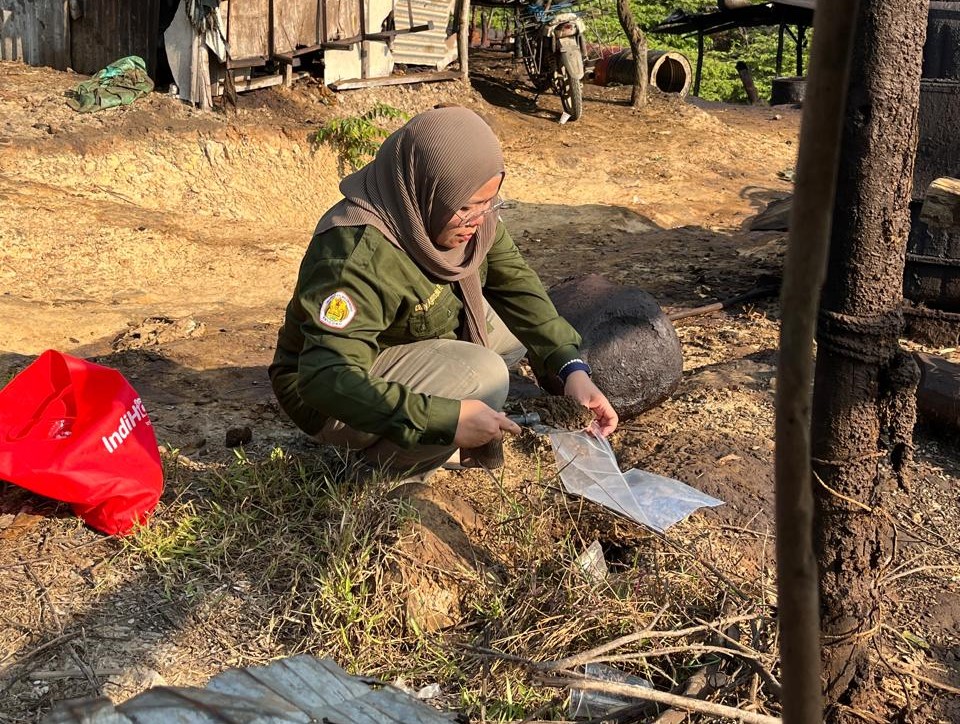 Lapangan minyak wonocolo.