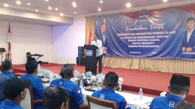 Bupati Setyo Wahono