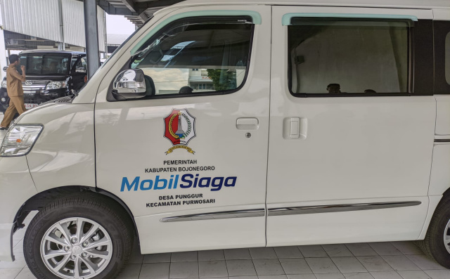 Mobil siaga desa