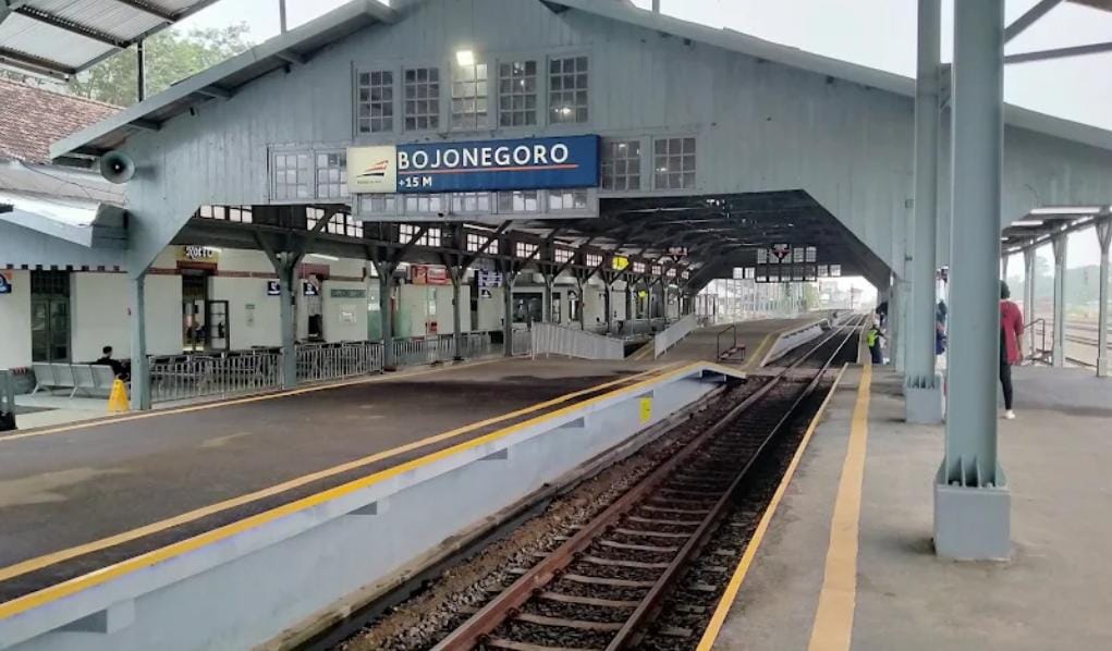 Stasiun Bojonegoro.