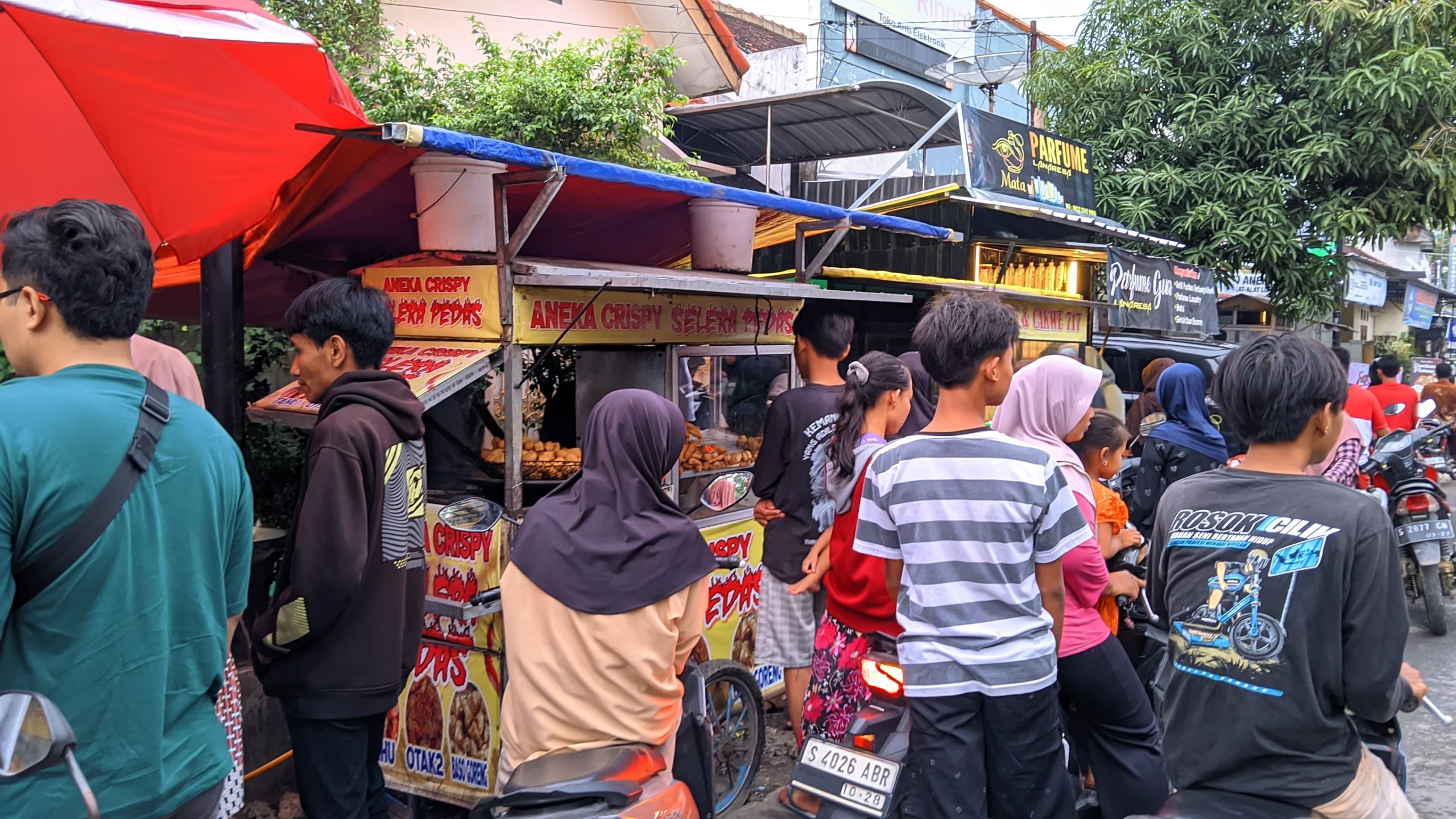 Ngabuburit.