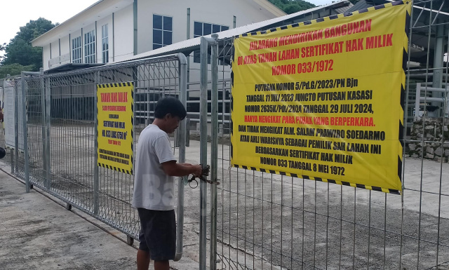 RPH Banjarsari saat digembok