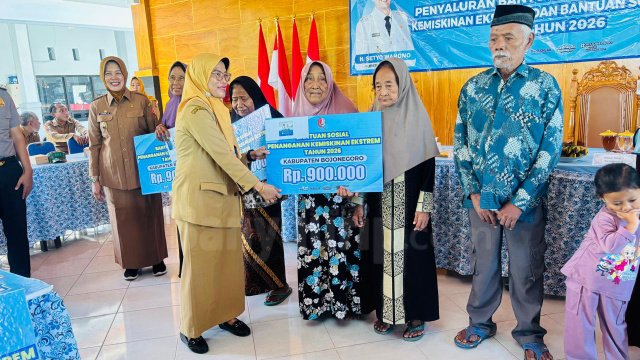 Camat Gayam Erna Zulaikah