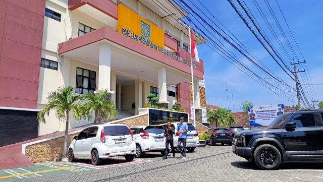 Warga Desa Drokilo, Sujiono dan Nasir