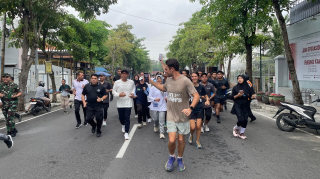 Sambut pelari Prancis