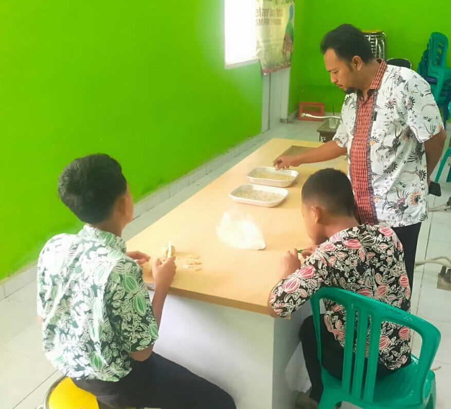 SMPN 1 Purwosari Bojonegoro.