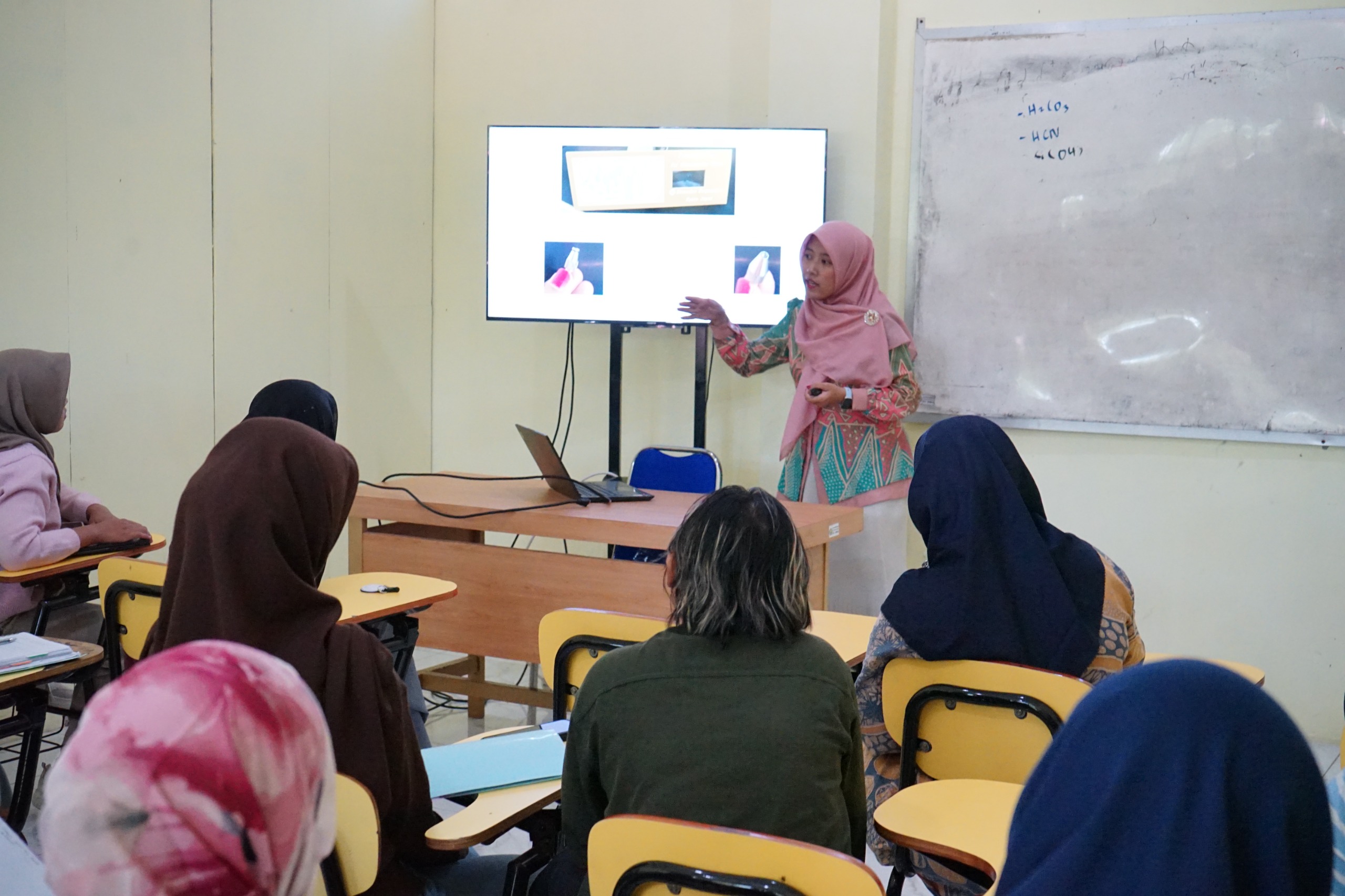 Kuliah praktisi unigoro.
