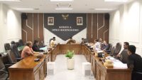 Komisi A DPRD Bojonegoro menerima audiensi ahli waris lahan sengketa RPH Banjarsari.