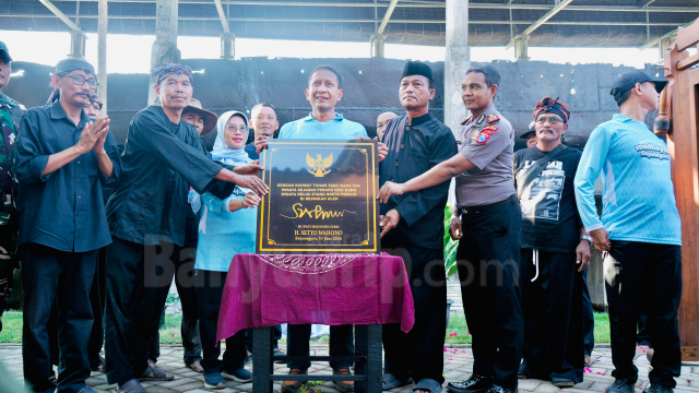 Bupati Setyo Wahono resmikan wisata sejarah perahu besi kuno
