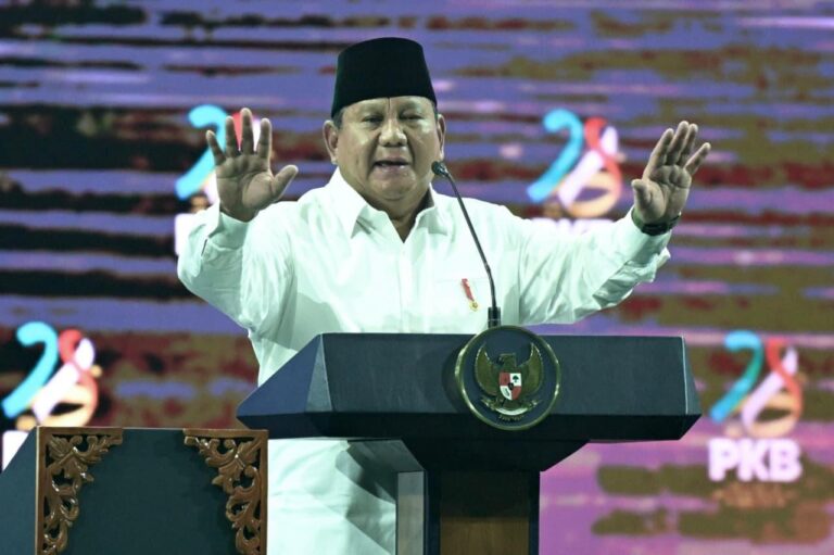 Desak Prabowo Minta Maaf.