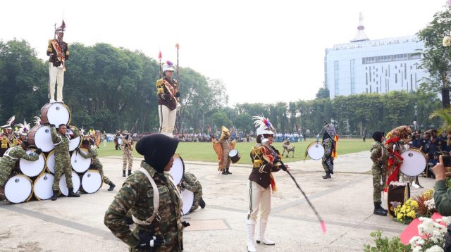 upacara HUT ke 81 RI di Alun-alun Bojonegoro.