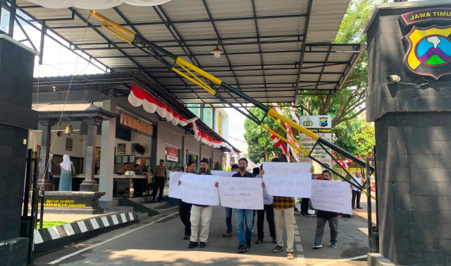 aksi damai wartawan tuban