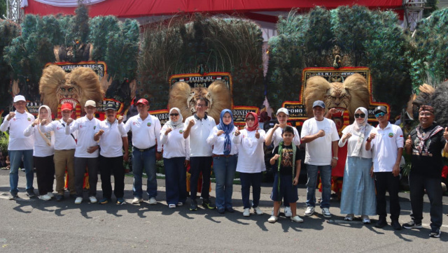 Pawai pembangunan Blora