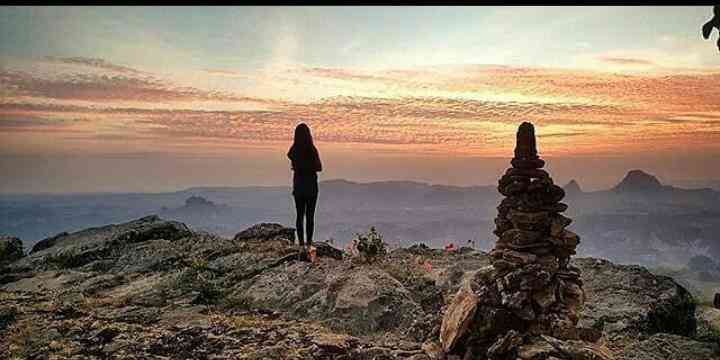Wisata negeri atas angin.