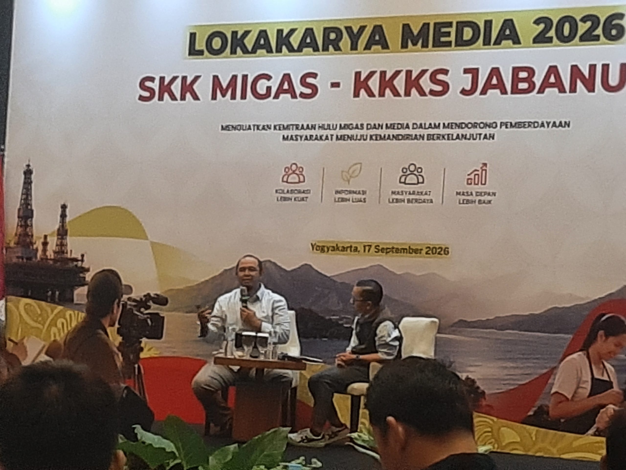 Lokakarya media.