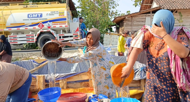 Suti, warga Dusun Gampeng
