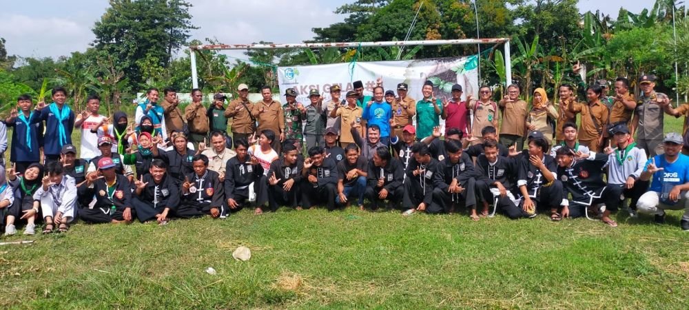 IDFoS tanam pohon © 2023 suarabanyuurip.com